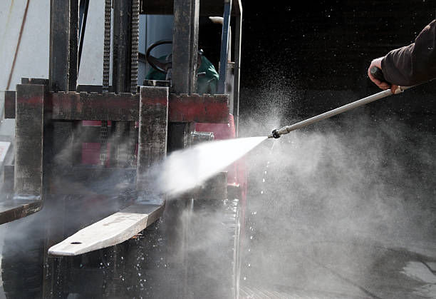 Professional  Pressure Washing Services in Center Moriches, NY